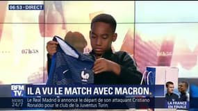  Un maillot, des autographes… le jeune Yanel revient sur sa demi-finale aux côtés de Macron et des Bleus