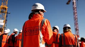 Les employés de la Société de livraison des ouvrages olympiques (Solideo) sur le chantier du future Village olympique à Saint-Ouen, le 14 octobre 2021 