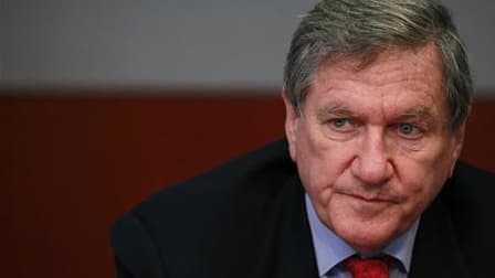 Le diplomate Richard Holbrooke, artisan de la paix en Bosnie en 1995 et émissaire de Barack Obama pour l'Afghanistan et le Pakistan, est mort lundi à Washington à l'âge de 69 ans. /Photo prise le 21 septembre 2010/REUTERS/Brendan McDermid