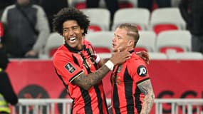 Dante tout sourire pendant un match de Nice, novembre 2024