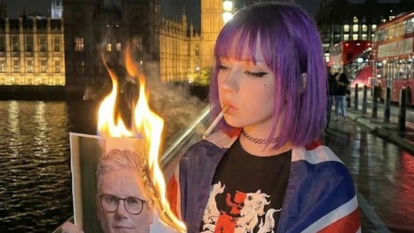 Une capture d'écran d'Amélia, la nouvelle star de l'extrême droite en Grande-Bretagne, générée par IA.