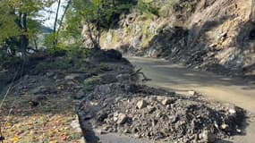 La RD21 entre Lucéram et Peïra-Cava (Alpes-Maritimes), touchée par plusieurs éboulements après des intempéries, le 10 octobre 2024. 