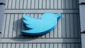 La Cour de cassation a rejeté le pourvoi de Twitter contre une décision de la cour d'appel de Paris lui imposant de détailler ses moyens de lutte contre la haine en ligne, rendant cette décision définitive