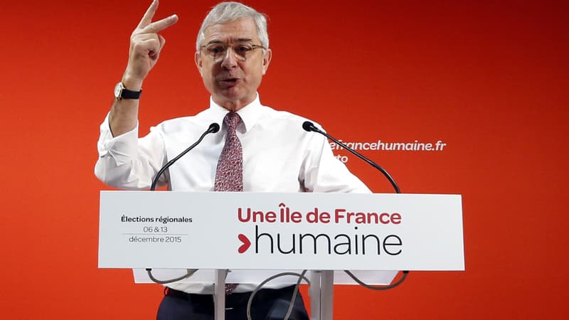 Claude Bartolone présentant son programme pour la région IDF le 22 octobre 2015 à Paris.