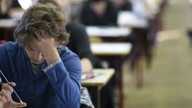 Au lieu de rendre copie blanche lors de l'épreuve d'histoire-géographie du bac, un élève a écrit sur la persécution des homosexuels en Tchétchénie. (Photo d'illustration)