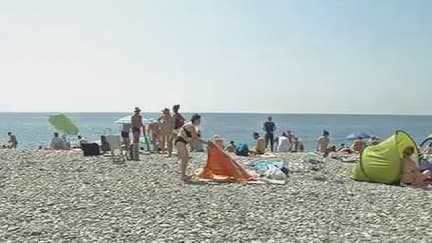 Faut-il plus de CRS sur les plages?