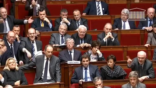GPA : les joutes verbales se sont enchaînées entre les députés PS et UMP lors d'une séance houleuse de questions au gouvernement.