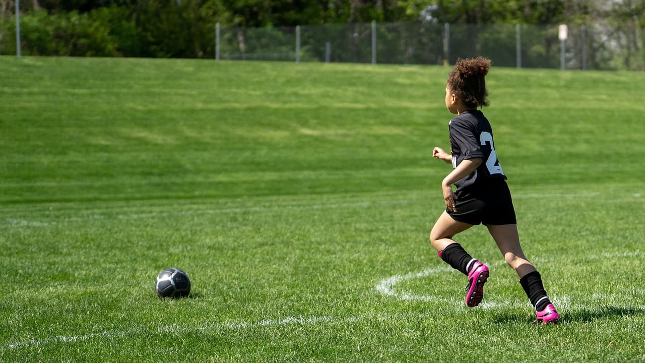 Pass'Sport : La Suppression pour les 6-13 Ans Suscite l'Indignation des Fédérations Sportives