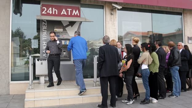 Les retraits d'argent sont limités à Chypre