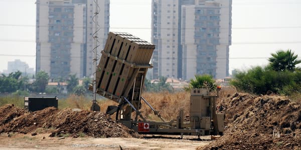 Une batterie antimissiles du Dôme de fer, au sud de Tel Aviv. Une batterie antimissiles du Dôme de fer, au sud de Tel Aviv.