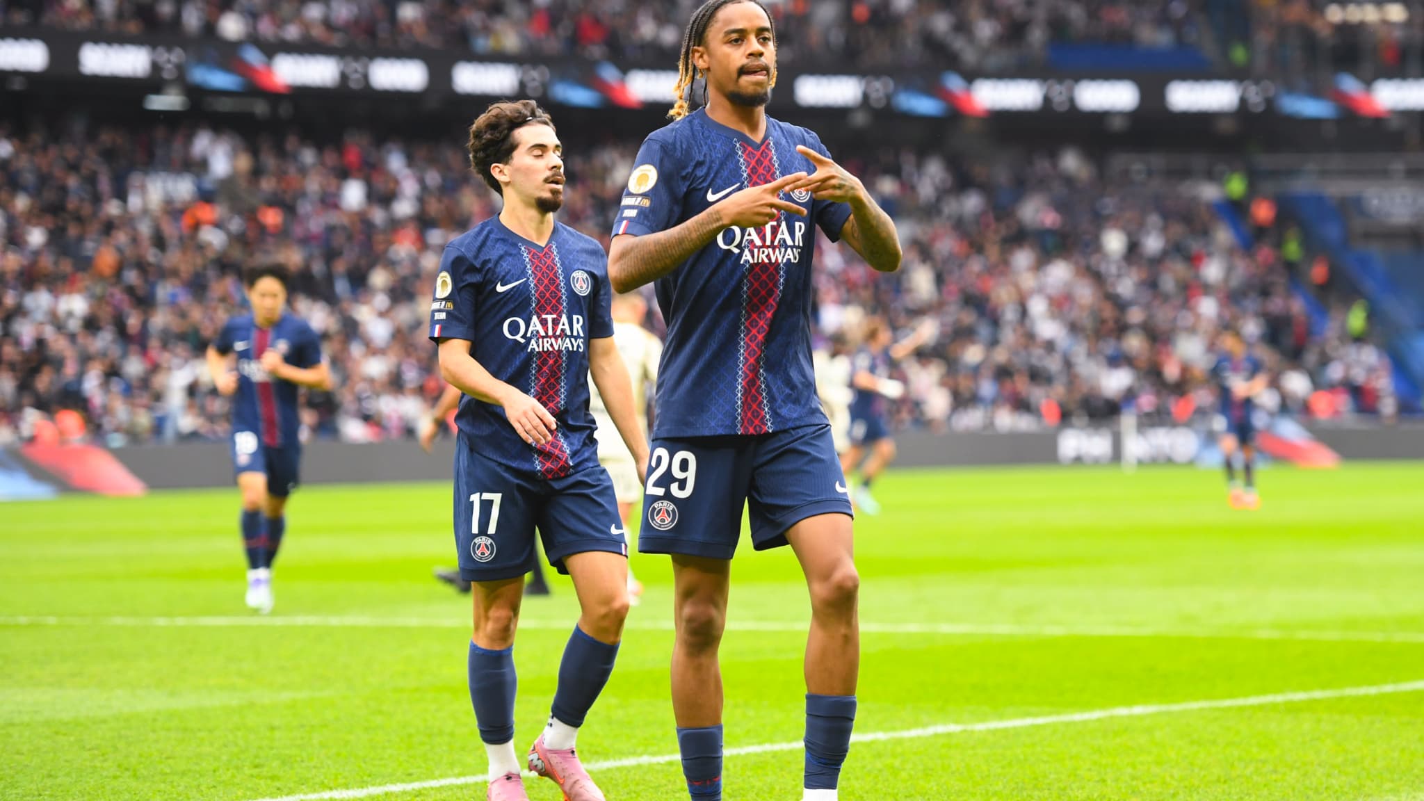 Bradley Barcola face à Lens, le 14 septembre 2025.