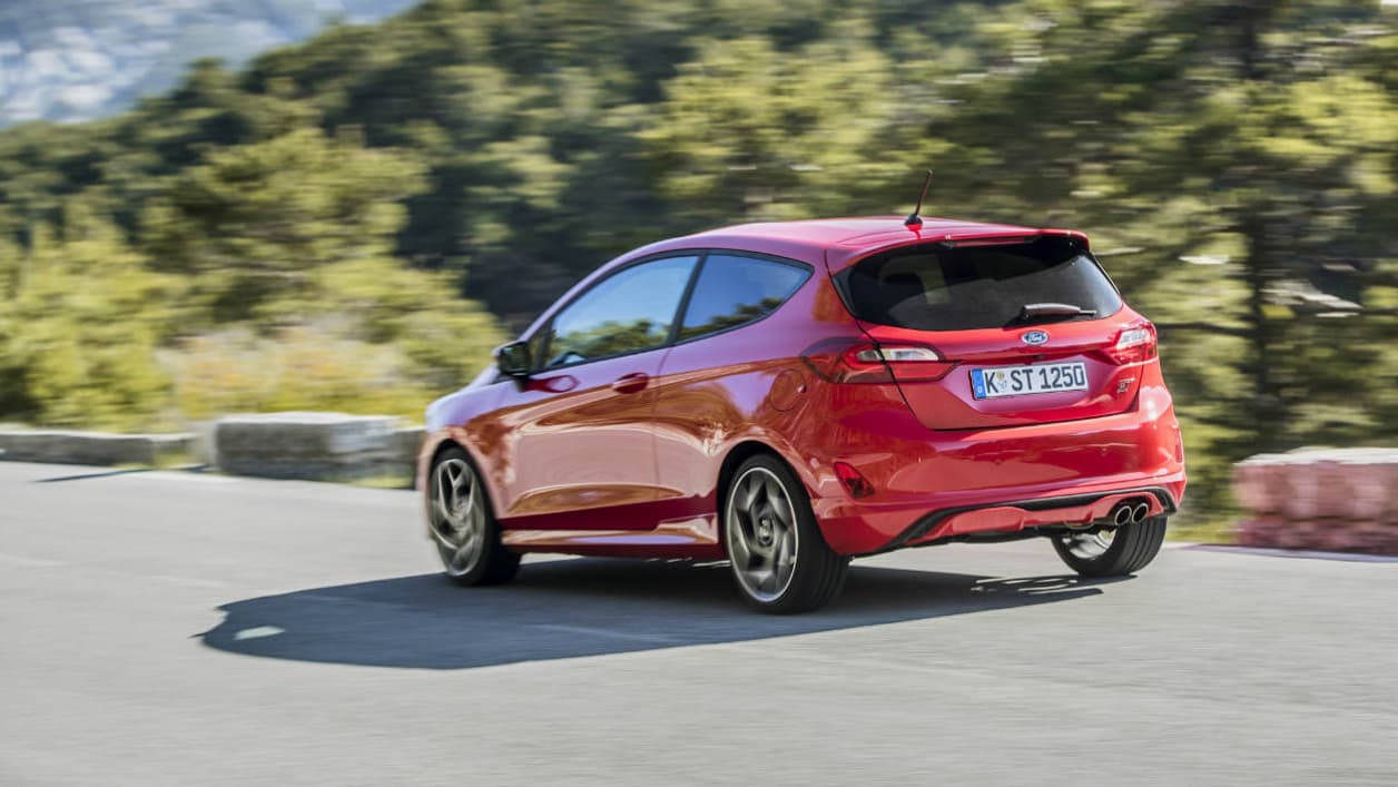 Le 3 cylindres 1,5 litres de 200 ch se montre assez performant en mode sport