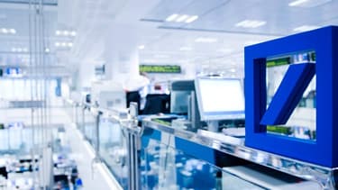 Le gouvernement allemand envisage de céder les 15% du capital qu'il détient dans la Deutschbank, une participation estimée à 5 milliards d'euros