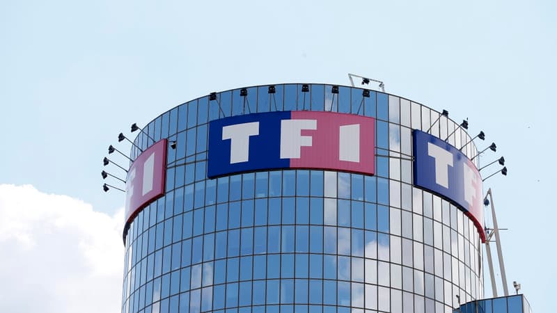 Le cours de Bourse de TF1 est sévèrement sanctionné mardi sur le marché parisien. En cause, l'annonce d'un possible retour de la publicité le soir sur France Télévision. 