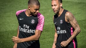 Kylian Mbappé avec Neymar