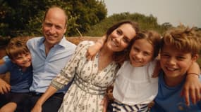 Le prince et la princesse de Galles entourés de leurs enfants dans la vidéo annonçant la fin de la chimiothérapie de Kate, le 9 septembre 2024