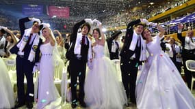 3.000 couples se sont unis lors d’une cérémonie collective en Corée du Sud.