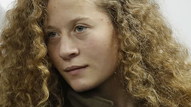 Ahed Tamimi accusée d'avoir frappé des soldats israéliens