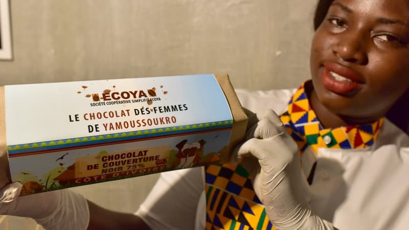Un jeune chef pâtissier ivoirien a lancé lundi le premier bloc de chocolat fabriqué en Côte d'Ivoire