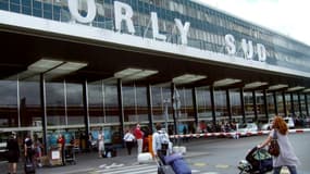 Les lettres géantes ORLY SUD, le 1er août 2008 à l'aéroport d'Orly