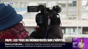 Pape François: la presse internationale a les yeux rivés sur l'hôpital Gemelli de Rome