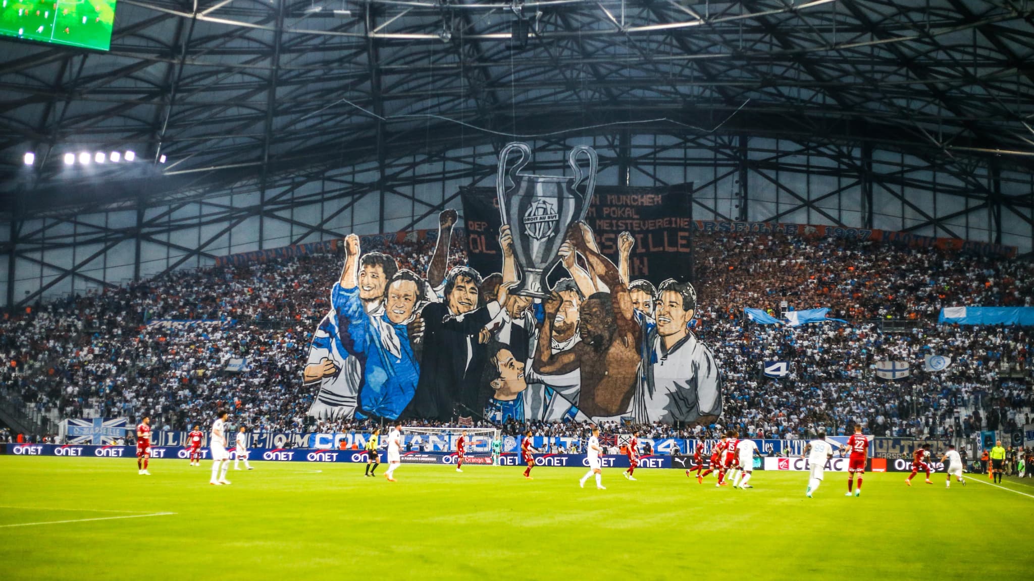OM-Brest : le plus beau tifo de la saison 2022-2023 déployé le 27 mai 2023 au stade Vélodrome