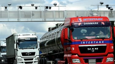Le péage transit poids lourds ne convient pas davantage aux transporteurs que l'écotaxe.