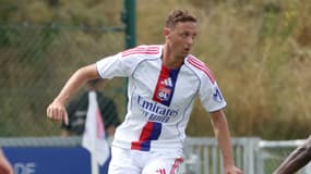 Le Serbe Nemanja Matic lors d'un amical avec l'OL pendant la préparation estivale, le 23 juillet 2025