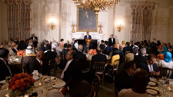 Barack Obama fait un discours lors du dîner d'iftar de la Maison Blanche, le 15 juillet 2014. Barack Obama fait un discours lors du dîner d'iftar de la Maison Blanche, le 15 juillet 2014.