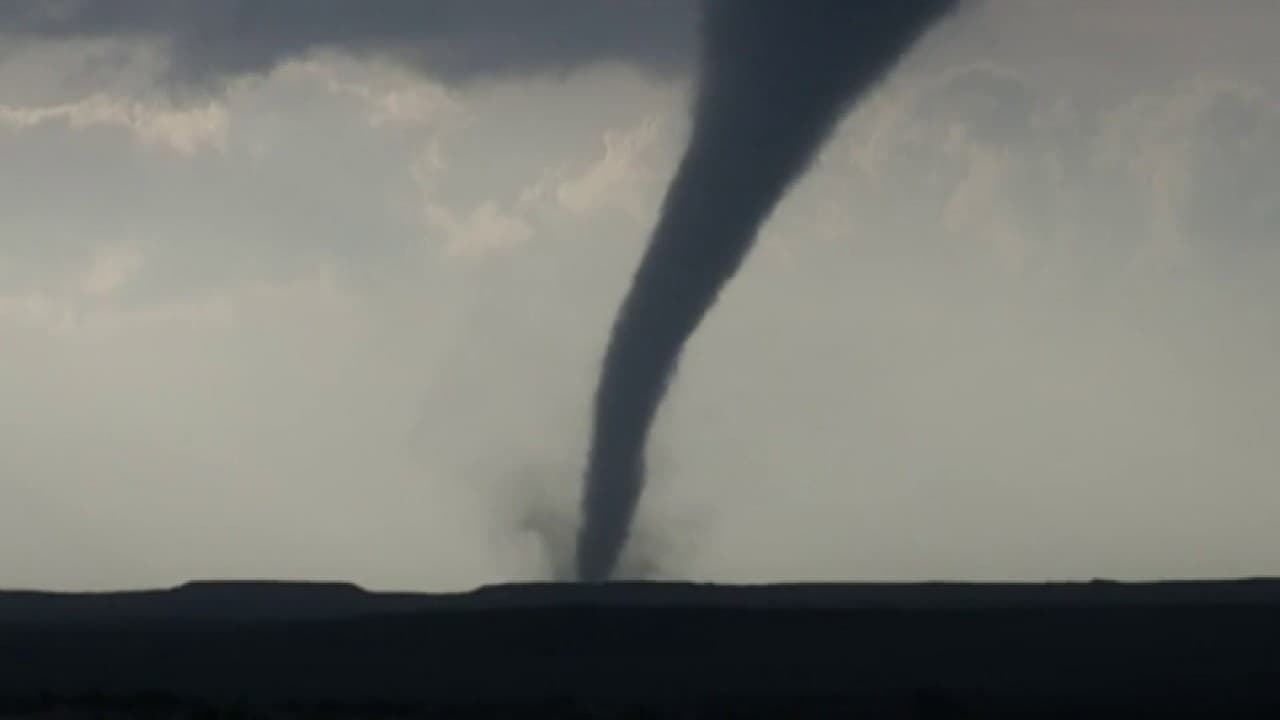 Etats Unis Une Tornade Impressionnante Filmee En Oklahoma