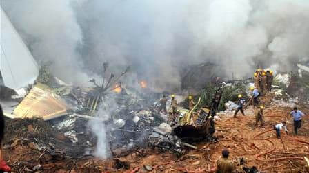 Un avion s'écrase dans le sud de l'Inde, 158 morts