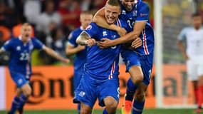 Ragnar Sigurdsson et Kari Arnason