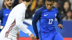 Gerard Piqué et Kylian Mbappé