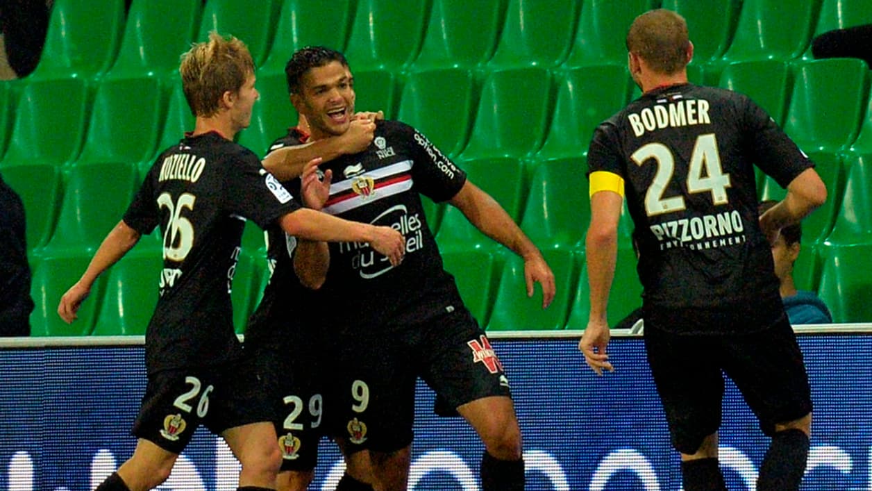 Ben Arfa buteur face à Saint-Etienne Ben Arfa buteur face à Saint-Etienne