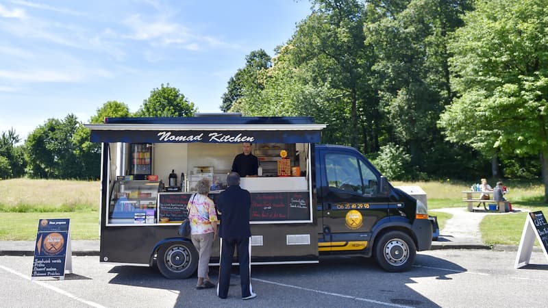 En dehors de juillet et août, la plupart des food trucks ne sont présents que les week-ends sur leurs emplacements. 