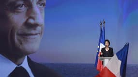 Rachida Dati prenant la parole lors du meeting organisé à Lille, fin février. Nicolas Sarkozy s'est félicité mercredi que l'ancienne ministre de la Justice prenne part à sa campagne pour la présidentielle mais l'a invité à cesser de critiquer le Premier m
