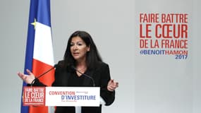 La maire de Paris Anne Hidalgo, ce dimanche à la Mutualité à Paris.