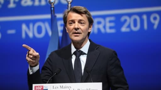 L'ancien ministre LR François Baroin lors d'une conférence de l'Association des maires de France à Paris, le 19 novembre 2019