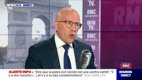 Pour Éric Ciotti, le rôle d'un président de la République "n'est pas de mettre un genou à terre"