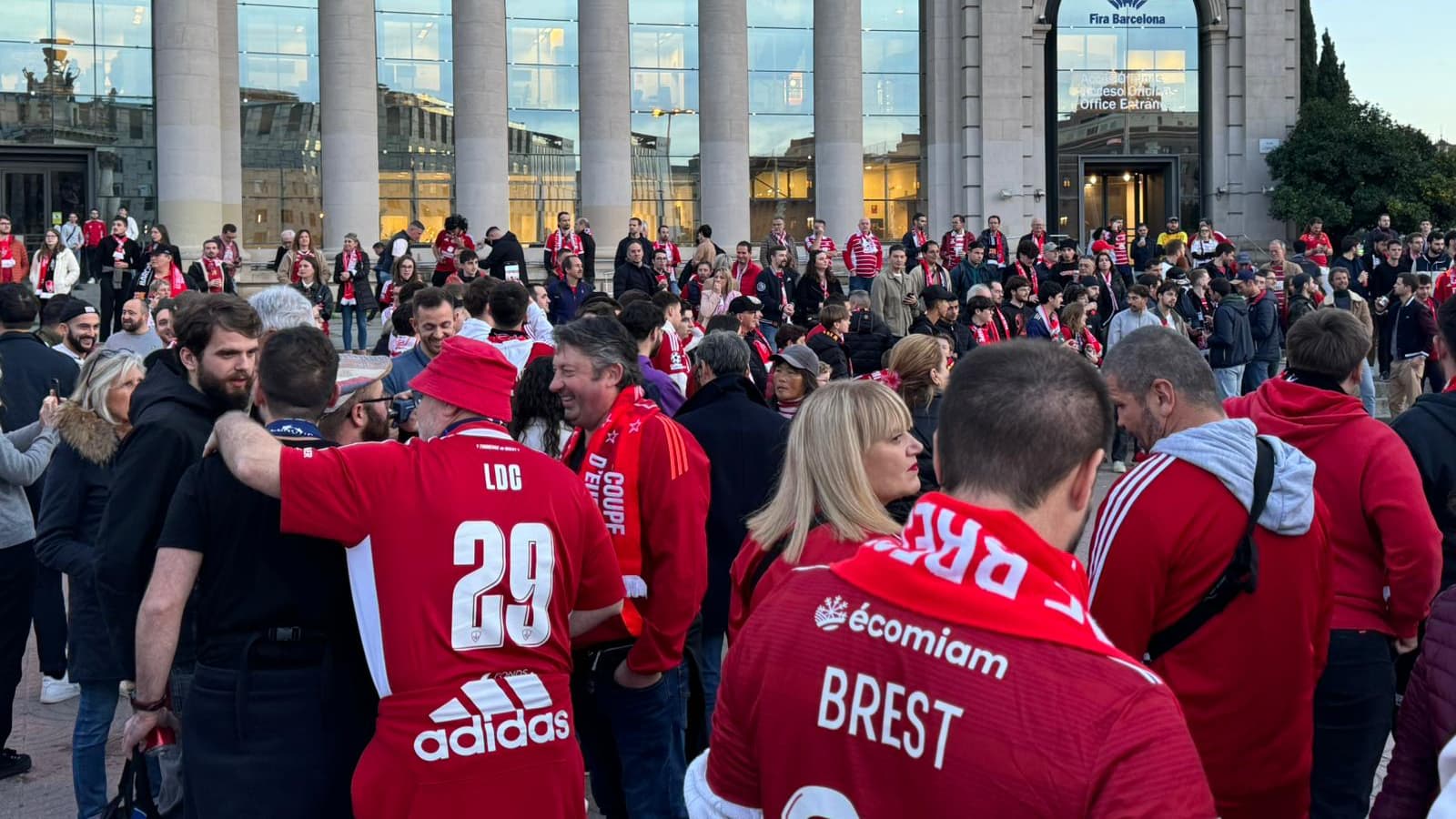 Des supporters de Brest à Barcelone, le 26 novembre 2024