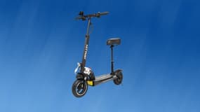 Cdiscount : cette trottinette électrique hyper confort est en promotion (-390€)