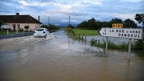 Plus d'une centaine de personnes ont été évacuées dans la nuit de mardi à mercredi du fait des inondations 