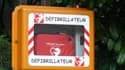 Il existe plus de 100.000 défibrillateurs en libre-accès en France dans les lieux publics.