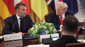 Emmanuel Macron au sommet à Washington le 19 août 2025 aux côtés de Donald Trump. (Photo d'archive)