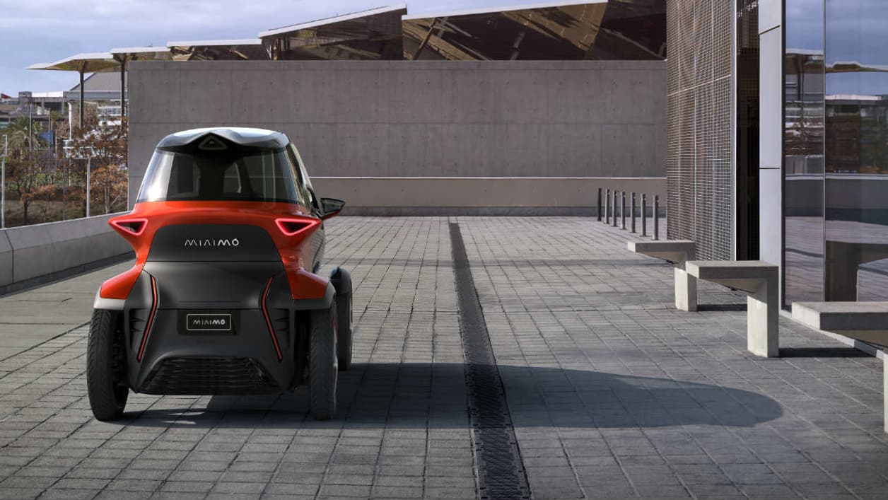 2,50 mètres de long, 1,24 mètre de large, le Minimo est dédié aux déplacements urbains.