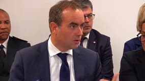 Sébastien Lecornu rencontre des soignants à Mâcon, le 13 septembre 2025