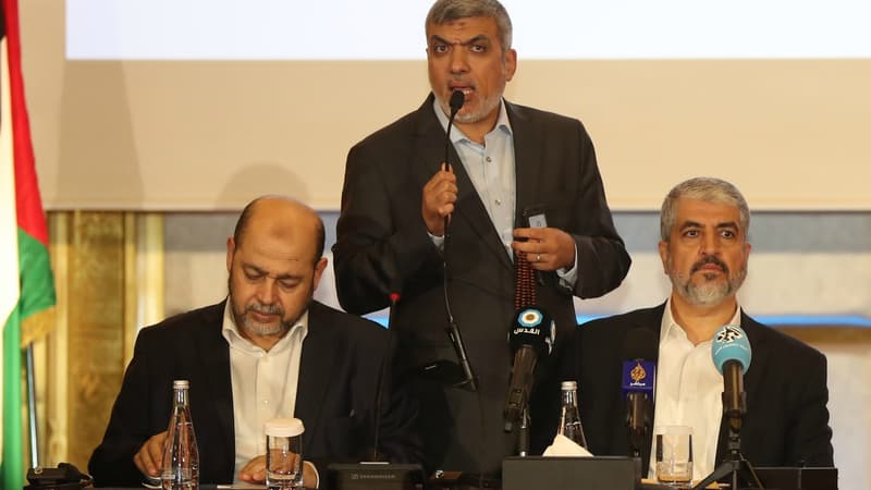 Khaled Mechaal (au centre) lors de sa prise de parole.