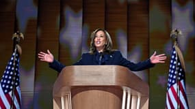 La vice-présidente des États-Unis et candidate démocrate à l'élection présidentielle de 2024, Kamala Harris lors de la Convention démocrate à Chicago, dans l'Illinois, le 22 août 2024.