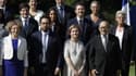 Brune Poirson, Benjamin Griveaux, Mounir Mahjoubi, Nathalie Loiseau et Jean-Yves Le Drian lors de la photo officielle du gouvernement en 2017.