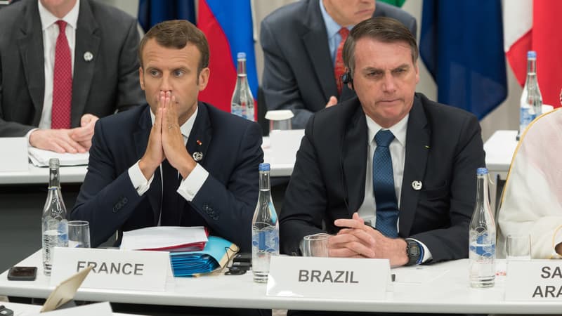 Emmanuel Macron et Jair Bolsonaro à Osaka au Japon, le 28 juin 2019. (Photo d'illustration)